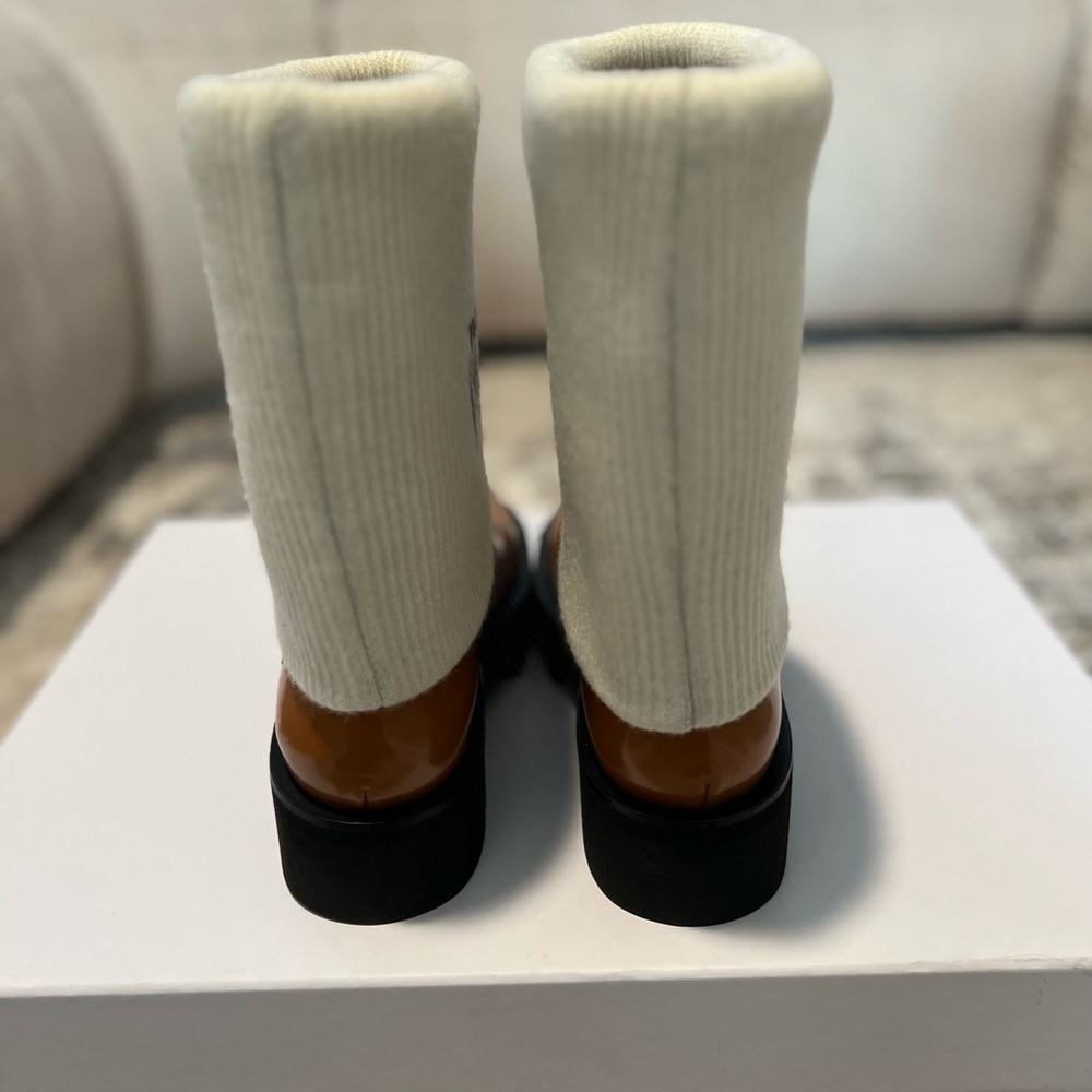 JW Anderson - Picture 7 of 8